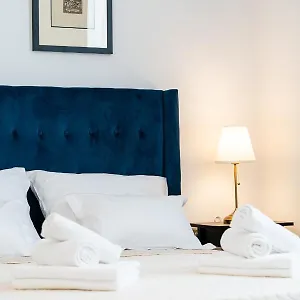 art-apartments.hotelinzadar.com/